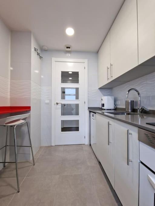 Valdebebas Con Garaje Gimnasio Y Piscina Apartamento Madri Exterior foto