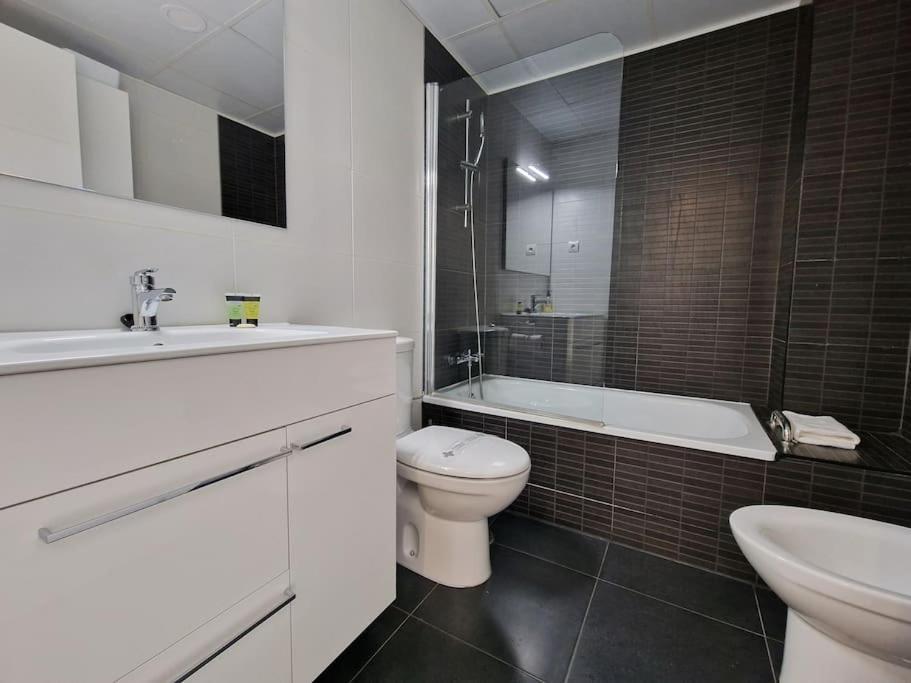 Valdebebas Con Garaje Gimnasio Y Piscina Apartamento Madri Exterior foto